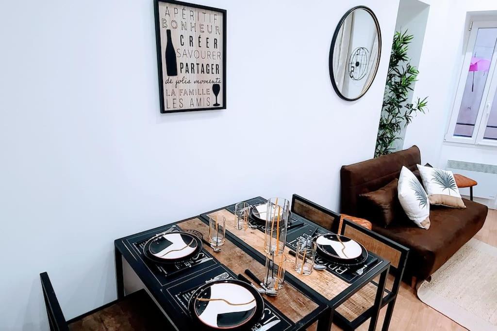 7 Couchages Aux Portes Des Celebres Parfumeries Wifi Γκρας Εξωτερικό φωτογραφία