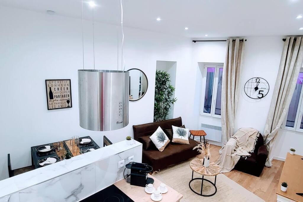 7 Couchages Aux Portes Des Celebres Parfumeries Wifi Γκρας Εξωτερικό φωτογραφία