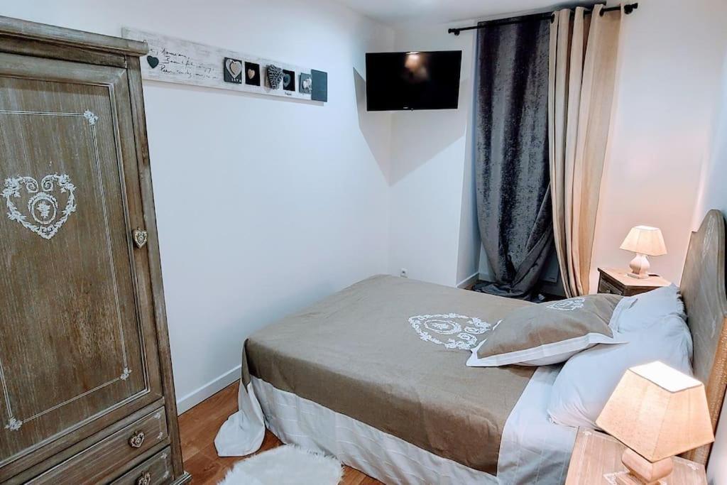 7 Couchages Aux Portes Des Celebres Parfumeries Wifi Γκρας Εξωτερικό φωτογραφία